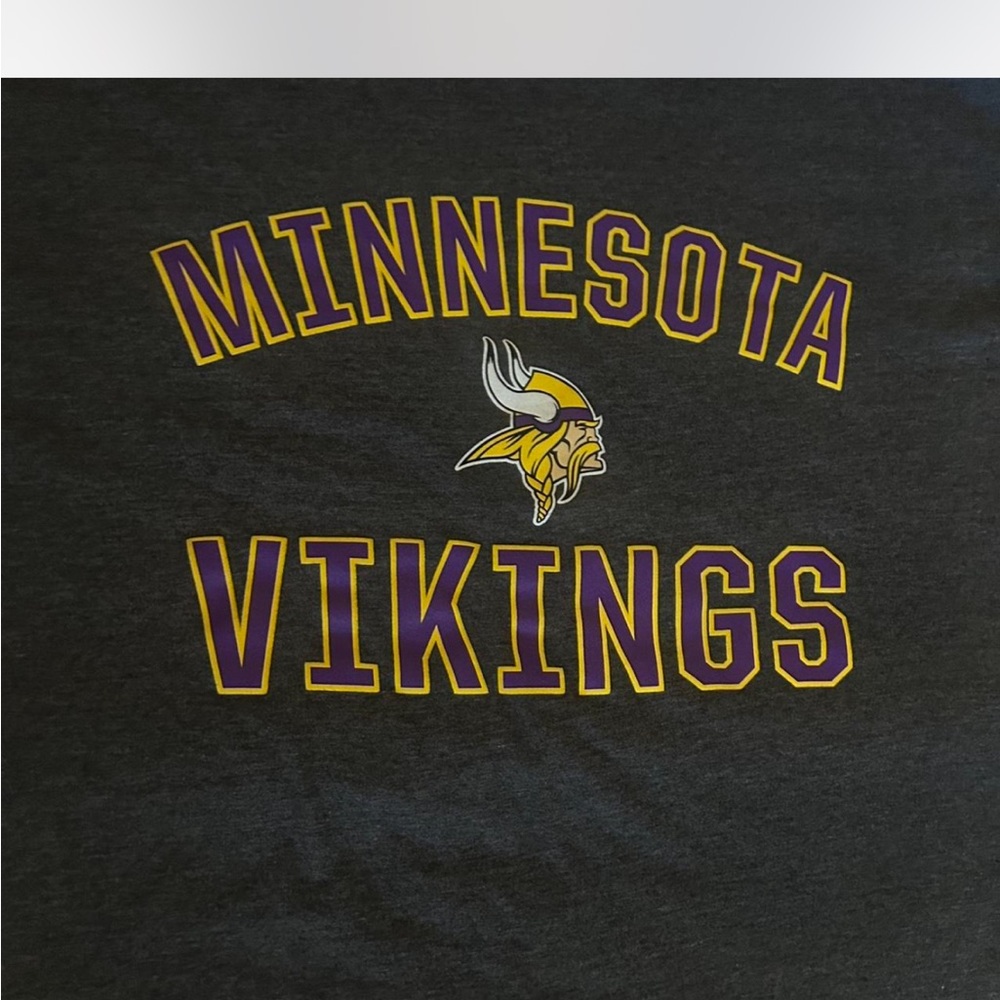 Fanatics Dark Gray Minnesota Tee with Purple and Gold Accents Men’s Size XXL - Picture 4 of 6